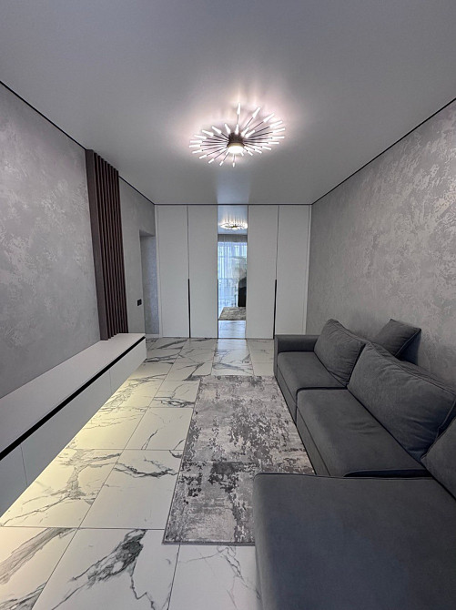 Продаж 2к Квартира 67 кв.м Героїв Чорнобиля 6 Zhytomyr - photo 1