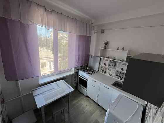 Оренда Квартира 1-кімнатна, 5/5 поверх на вулиця Сергія Берегового, 26 Киев