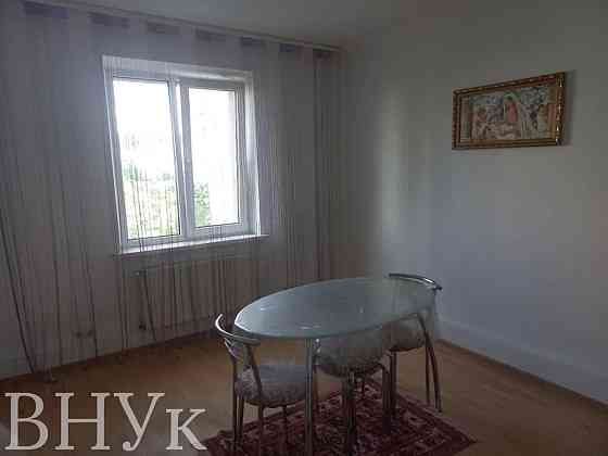 Продаж Квартира 4-кімнатна, 3/9 поверх на вул. Симоненка В. Івано-Франківськ