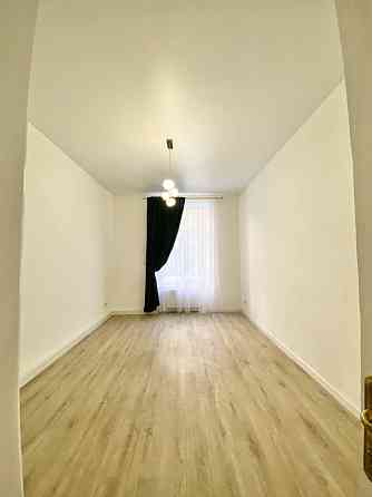 Оренда офісне приміщення на Мулика поверх - 1/5 Івано-Франківськ