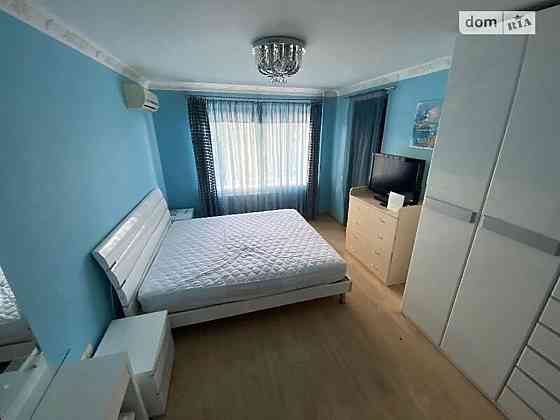 Оренда Квартира 3-кімнатна, 7/9 поверх на ул. Елены Телиги Киев