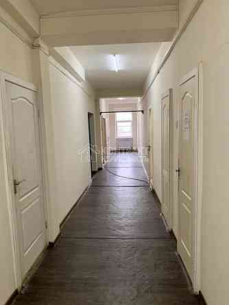 Оренда приміщення вільного призначення на вул. Єнакіївська поверх - 1/3 Харків