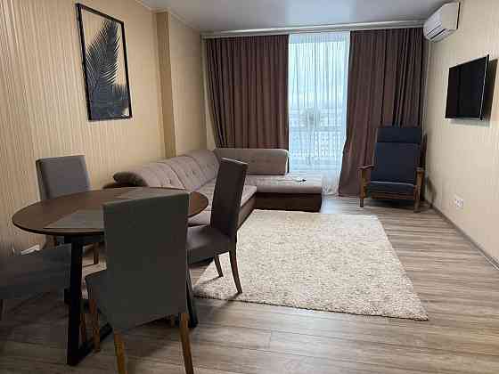 Оренда Квартира 1-кімнатна, 12/25 поверх на Лепсе Івана бул., 6В Киев