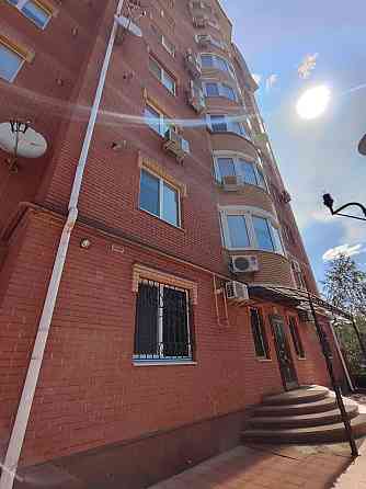 Велика 3-кімнатна квартира з дизайнерським ремонтом, Кропивницький