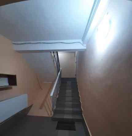 Продам 1 комн в кирпичном доме, 5 этаж/10 эт. Одеса