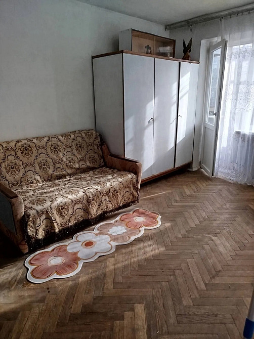 Оренда Квартира 1-кімнатна, 3/5 поверх на вул. Волинська, 2 Киев - изображение 1