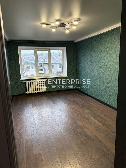 Продаж Квартира 3-кімнатна, 5/5 поверх на вул. Воскресенський Kiev - photo 1