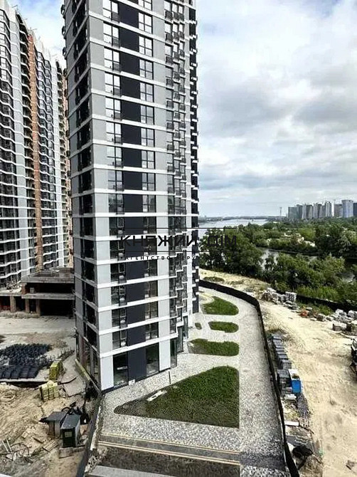 Продаж видової 1-кімнатної роздільної квартири в ЖК Зарічний, будинок 7, метро Славутич. № 21146537 Київ - фото 13