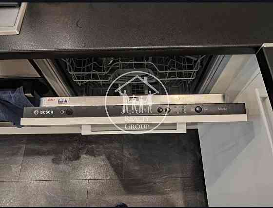 Продаж Квартира 2-кімнатна, 2/10 поверх на Угорська Львів