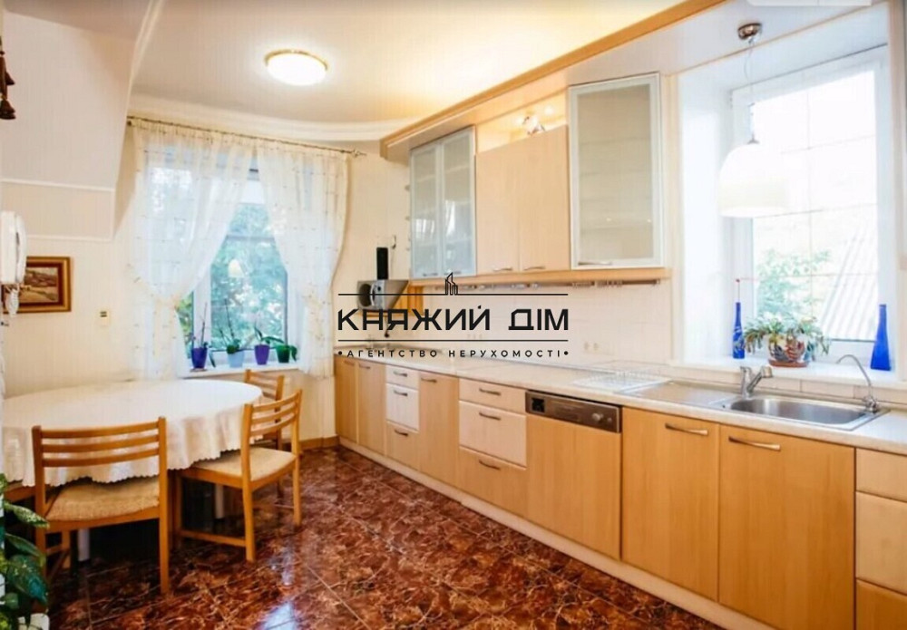 Продаж 3 поверхового будинку з ремонтом і ділянкою. № 2211621 Київ - фото 13