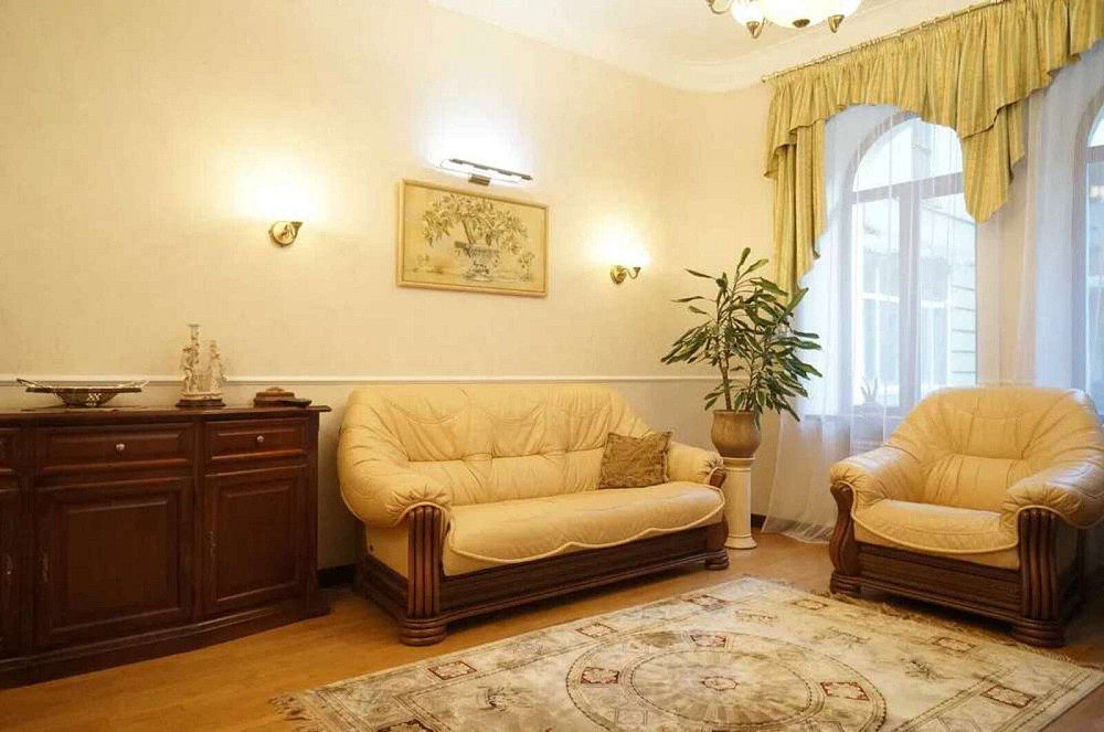 Оренда Квартира 3-кімнатна, 2/4 поверх на пер. Артиллерийский Kiev - photo 1