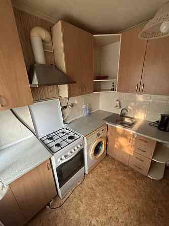 Оренда Квартира 1-кімнатна, 4/5 поверх на Леоніда Каденюка, 13Б Київ