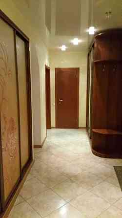 Оренда Квартира 2-кімнатна, 23/36 поверх на Дніпровська набережна, 21 Киев