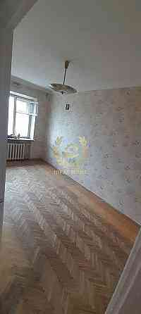 Продаж 2 к квартири м. Дорогожичі Київ