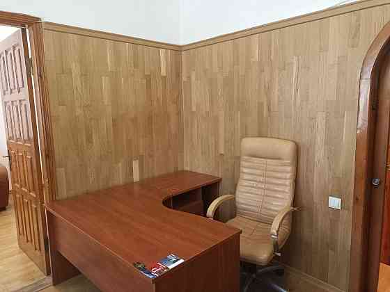 Продаж Квартира 1-кімнатна, 1/4 поверх на Велика Житомирська вул., д. 17 Kiev