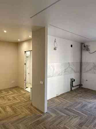 Продам 1 комнатную в новом доме с АГВ на Таирова. Ак. Королева Одеса