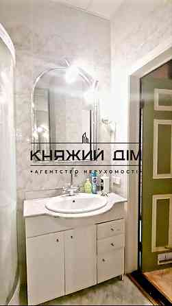 Оренда офісне приміщення на Мечникова ул. поверх - 5/6 Київ