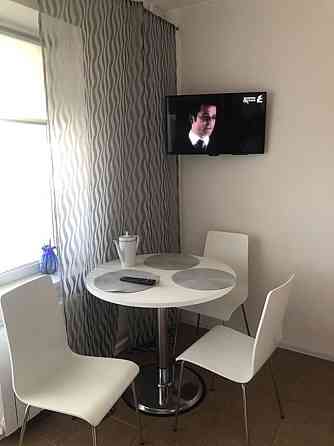 Оренда Квартира 3-кімнатна, 14/16 поверх на Вацлава Гавела, 36В Киев