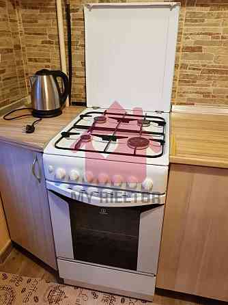 Оренда Квартира 1-кімнатна, 5/9 поверх на Сурікова Ужгород