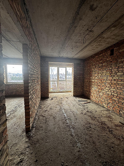 Продаж 1к Квартира 46.7 кв.м Фабрична вул. Rivne - photo 1