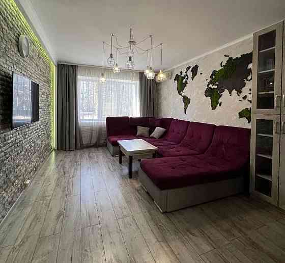 Продаж Квартира 3-кімнатна, 1/9 поверх на Добровольцев пер., 6 Dnipro