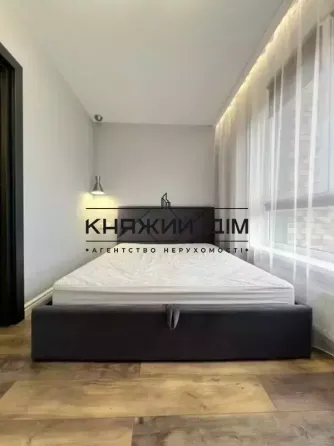 Сучасна і затишна 1-но кімнатна квартира у самому серці Подолу. ЖК Podil Plaza  Residence Київ