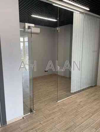 Оренда Будинок 2-кімнатний на Євгена Коновальця вул., 36Е Київ