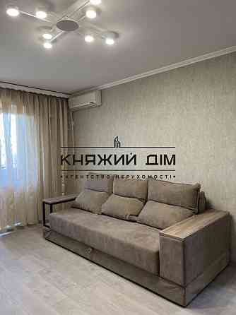 Оренда Квартира 1-кімнатна, 12/14 поверх на В'ячеслава Чорновола Київ