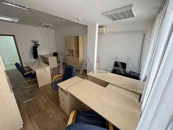 Оренда офісне приміщення на Хорива вул., 1А приміщень - 4, поверх - 3/3 Київ