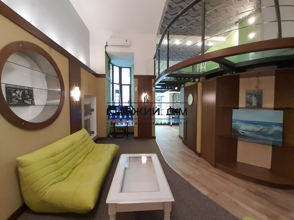 БЕЗ КОМІСІЇ! Продаж 2кімнатної квартири студіо в центрі, метро Площа Українських Героїв. № 21145405 Київ - фото 1