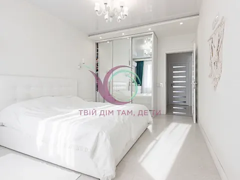 Продаж 4к Квартира 189.8 кв.м вул. Плугова 2 Львів - фото 14