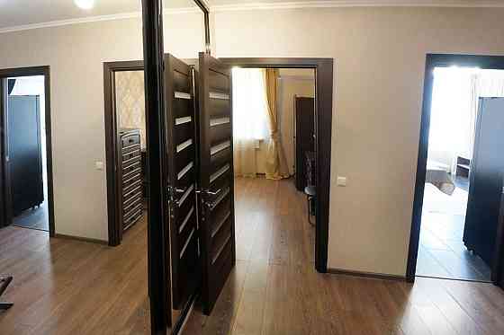 Оренда Квартира 1-кімнатна, 26/26 поверх на Юрія Шумського, 3г Київ