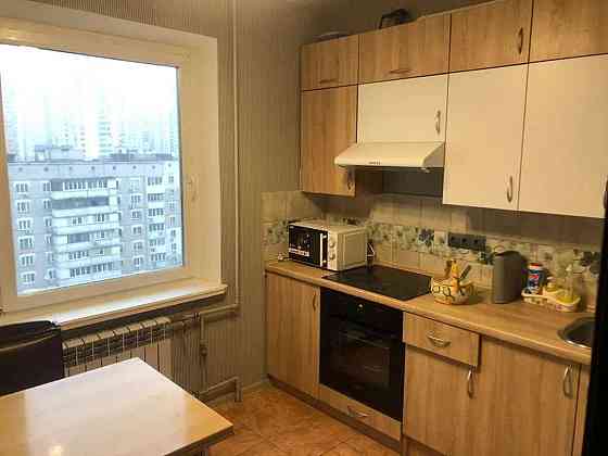 Оренда Квартира 3-кімнатна, 12/16 поверх Київ