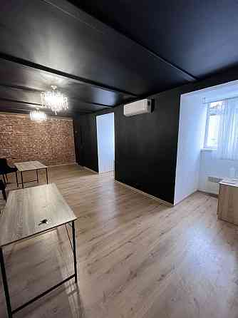 Продаж приміщення вільного призначення на Ринок пл., 8 поверх - 2/2 Ivano-Frankivs'k