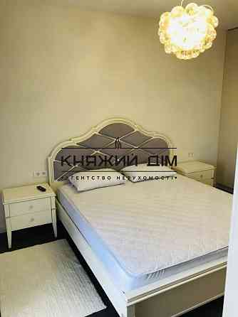 Оренда Квартира 2-кімнатна, 8/25 поверх на Урицкого ул./ Липкивского Василия Киев