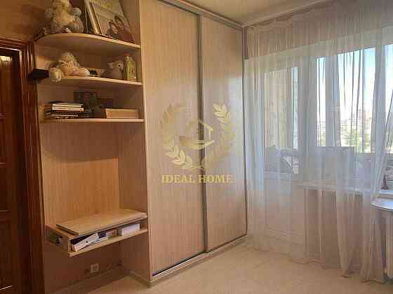 3-кімнатна з двома утепленими балконами, Троєщина Kiev