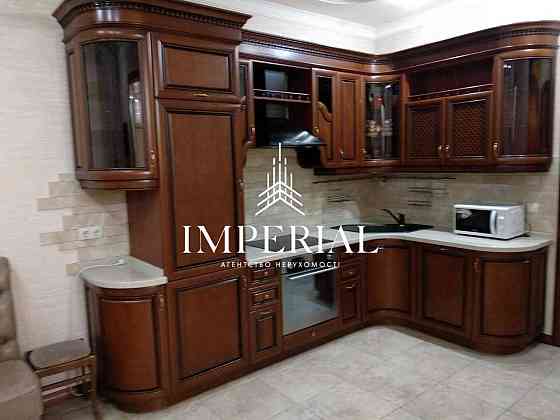 Оренда 3к Квартира 130 кв.м Срібнокільська вул. Kiev