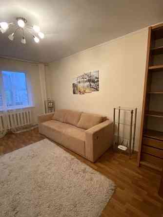 Оренда Квартира 3-кімнатна, 7/10 поверх на ул. Вишняковская, 8 Київ