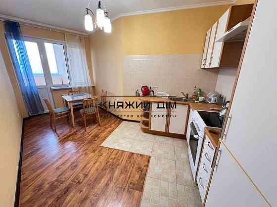 Оренда Квартира 1-кімнатна, 15/24 поверх на Бажана Николая просп. Киев