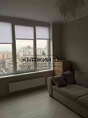 Оренда Квартира 1-кімнатна, 13/25 поверх на Богатырская ул. Киев