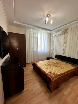 Оренда Квартира 2-кімнатна, 13/16 поверх на вул. Степана Рудницького, 3/7 Київ