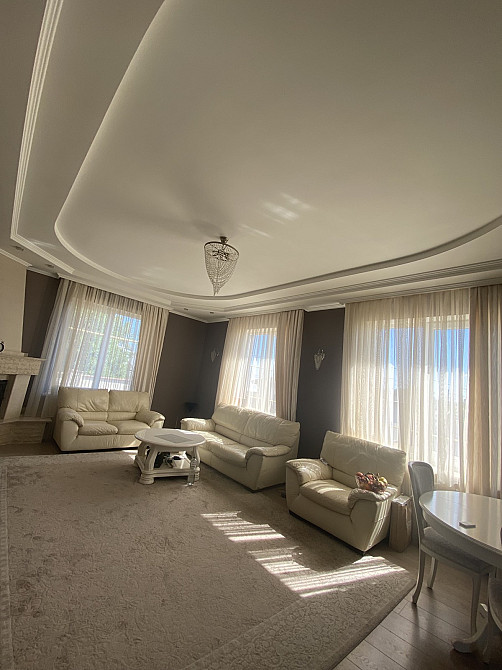 Продаётся шикарный дом в с.Усатово. Усатове - фото 1