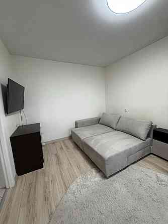 Оренда Квартира 1-кімнатна, 9/9 поверх на вул. Космонавта Поповича, 14 Киев