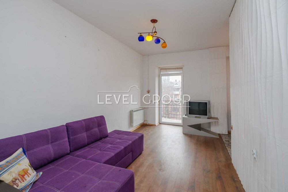 Продаж Квартира 2-кімнатна, 5/5 поверх на Кирилівська Київ - фото 2