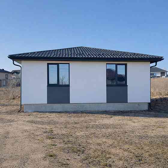 Продаж Будинок 3-кімнатний на вул. Сонячна Біла Криниця