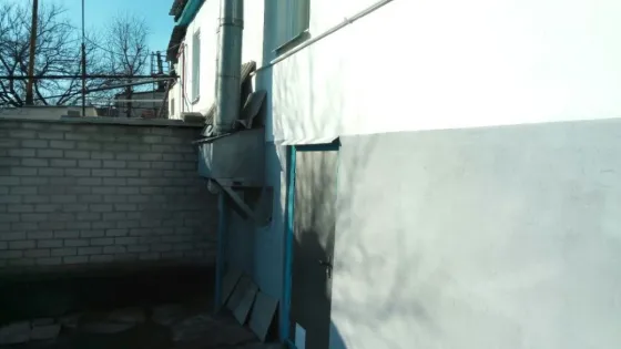 For sale 1-storey Part of a house with land 6 ares 51 sq.m 3 rooms at провулок Малий Dnipro