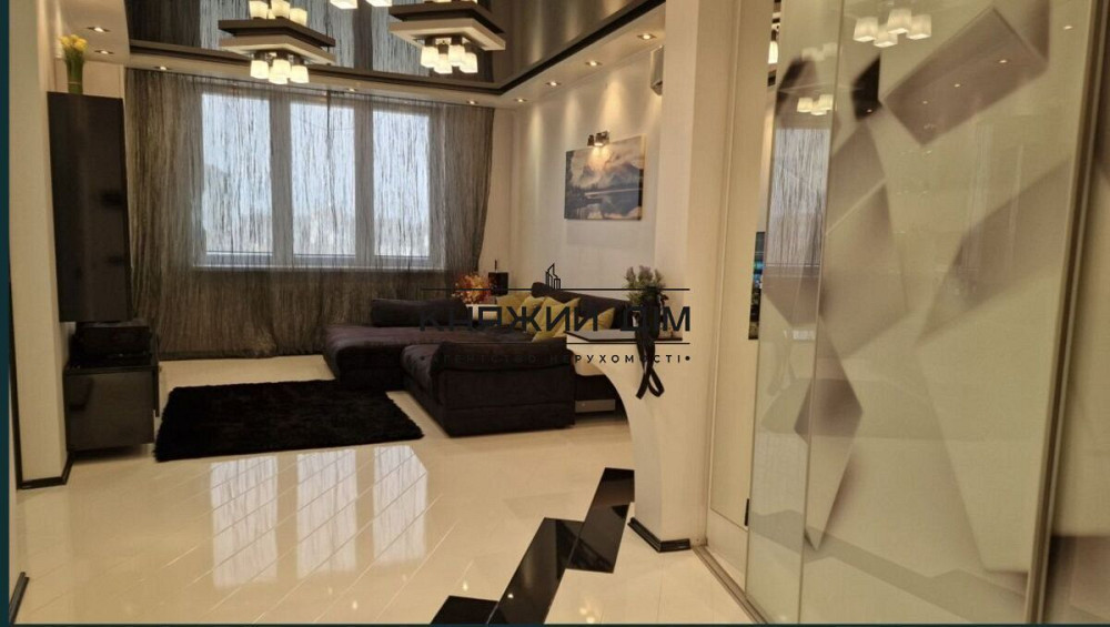 Продаж  1-кімнатна квартира, 55 м#178; — вул. Олени Пчілки, 2 м.Позняки Київ - фото 1