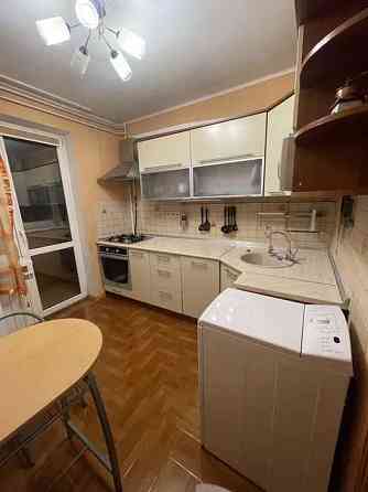 Оренда Квартира 1-кімнатна, 5/10 поверх на ул. Соломии Крушельницкой Київ