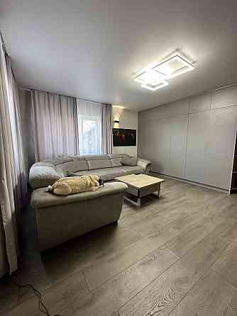 Продаж Будинок 3-кімнатний на ул. Уральская, 46 Svitle