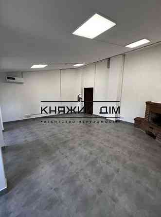 Оренда офісне приміщення на Межигорская ул. поверх - 4/5 Київ